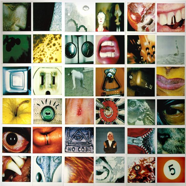 Pearl Jam -No Code, Includes A Set Of 9 Polaroid Cards