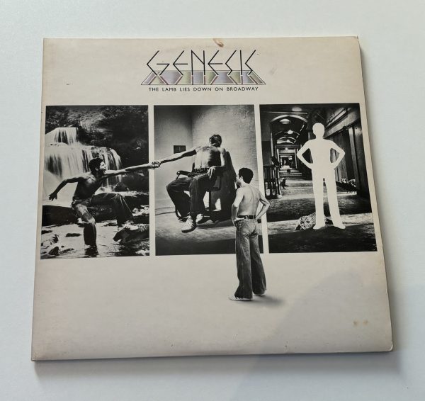 Genesis - The Lamp Lies Down On Broadway